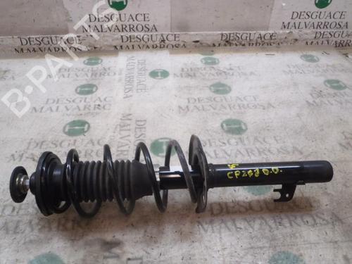 Used Right front shock absorber Right front shock absorber TOYOTA AYGO (_B1_) 1.0 (KGB10_, KGB10R) (68 hp) 3824161 3824161