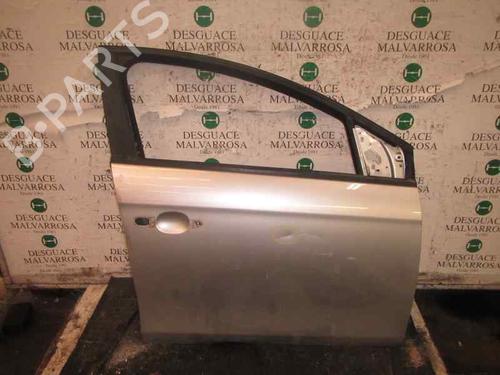 Used Right front door Right front door 3842590 3842590