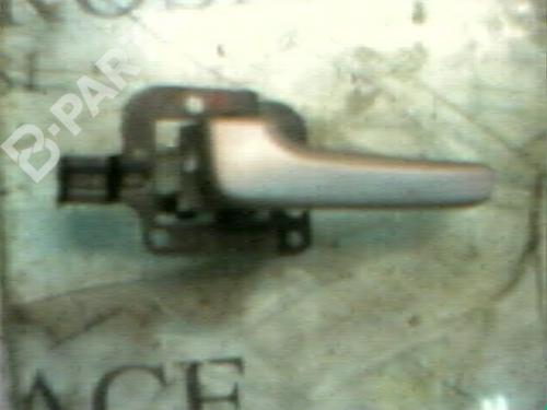Used Front left interior door handle Front left interior door handle HONDA CIVIC VII Hatchback (EU, EP, EV) 1.6 i (EP2, EU8, EU6) (110 hp) 3743791 3743791