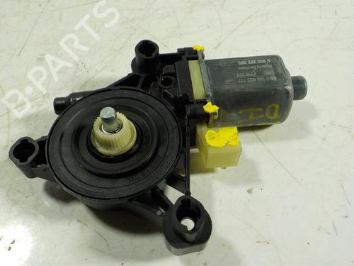 Used Left front window motor Left front window motor SEAT LEON (5F1) 1.2 TSI (110 hp) 8698542 8698542