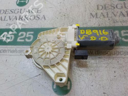 Rudehejsemotor forskærm højre MERCEDES-BENZ A-CLASS (W169) [2004-2012]  3869869