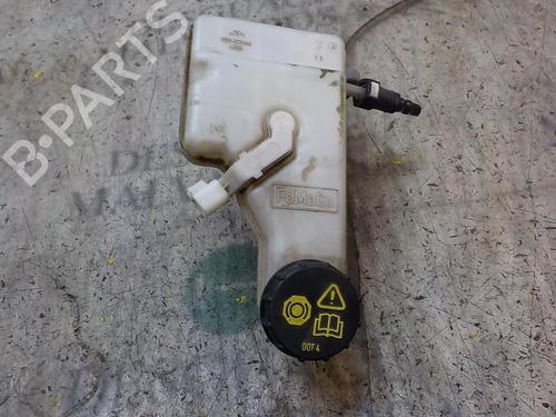 Used Brake master cylinder Brake master cylinder FORD FOCUS III Turnier [2010-2020] 3998832 3998832