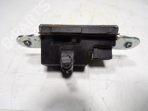 Bakluke lås OPEL CORSA E (X15) 1.4 (08, 68) | BP13735258C101 