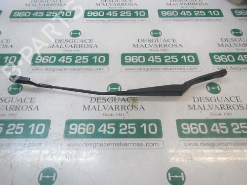 Used Front windshield wiper arm Front windshield wiper arm 3865154 3865154