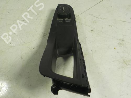 Used Left front window switch FORD FIESTA VI (CB1, CCN) [2008-2017]  8493408