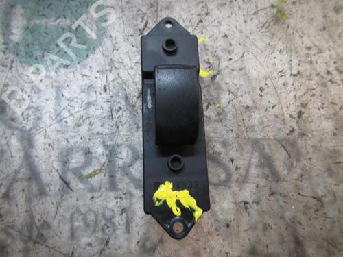 Used Right rear window switch MITSUBISHI GRANDIS (NA_W) 2.0 DI-D (NA8W) (136 hp) 4009379