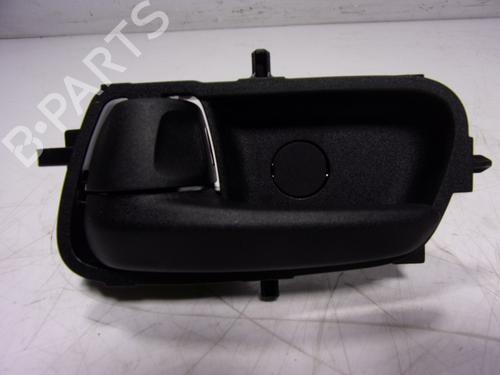 Used Rear left interior door handle Rear left interior door handle TOYOTA YARIS (_P21_, _PA1_, _PH1_) 1.5 Hybrid (MXPH11) (92 hp) 16745455 16745455