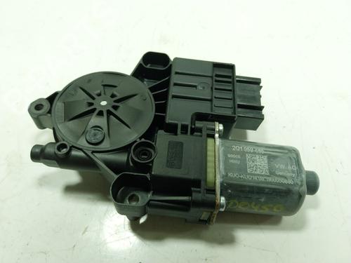 Vindusheismotor venstre foran VW POLO VI (AW1, BZ1, AE1) 1.6 TDI (95 hp) 19430076
