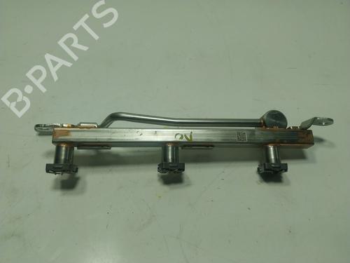 Used Injection rail Injection rail BMW X1 (U11) sDrive 18 i (136 hp) 18484325 18484325