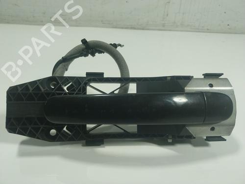Used Front left exterior door handle Front left exterior door handle 16489067 16489067
