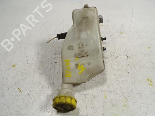 Brake master cylinder PEUGEOT 208 I (CA_, CC_) 1.4 HDi | BP8856922M77 