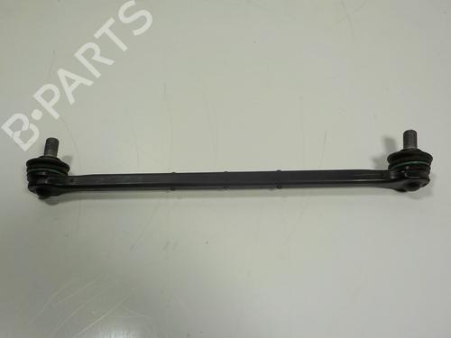 Used Right front suspension arm TOYOTA YARIS CROSS (MXP_) [2020-2025]  14288984