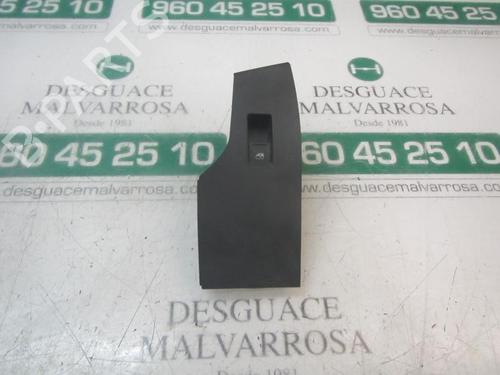 Used Right rear window switch Right rear window switch SEAT ARONA (KJ7, KJP) 1.0 TSI (116 hp) 3992527 3992527