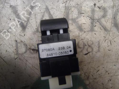 Right rear window switch TOYOTA AVENSIS Saloon (_T25_) 1.8 VVT-i (ZZT251_, ZZT251R) | BP3812065I28 