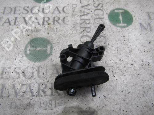 Used Clutch slave cylinder Clutch slave cylinder FORD FIESTA VI (CB1, CCN) 1.4 (97 hp) 14275313 14275313