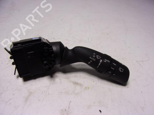 Headlight switch TOYOTA YARIS (_P21_, _PA1_, _PH1_) 1.5 Hybrid (MXPH11) | BP16819357I24 