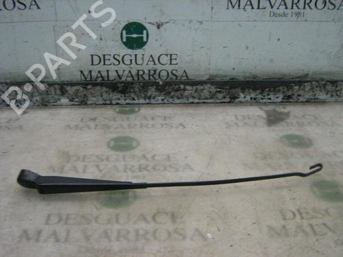 Used Front windshield wiper arm Front windshield wiper arm RENAULT CLIO II (BB_, CB_) 1.2 (BB0A, BB0F, BB10, BB1K, BB28, BB2D, BB2H, CB0A,... (58 hp) 3751030 3751030
