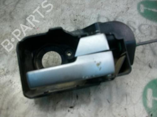Used Rear right interior door handle Rear right interior door handle FORD MONDEO III Saloon (B4Y) 2.0 16V TDDi / TDCi (115 hp) 3754667 3754667