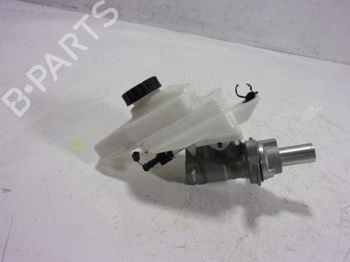 Used Brake master cylinder TOYOTA YARIS CROSS (MXP_) [2020-2025]  11037296