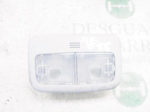 Luz interior Luz interior TOYOTA YARIS (_P9_) 1.4 D-4D (NLP90_, NLP90R) (90 hp) 7413735 7413735