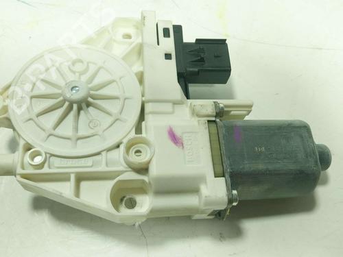 Left front window motor FIAT FREEMONT (345_) 2.0 JTD | BP39239529E21 - Image 2