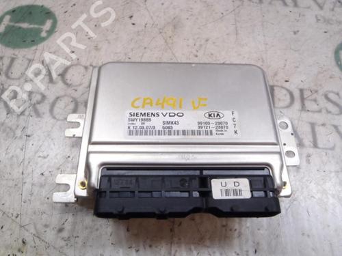 Used Engine control unit (ECU) KIA SPORTAGE II (JE_, KM_) 2.0 i 16V (141 hp) 3819913