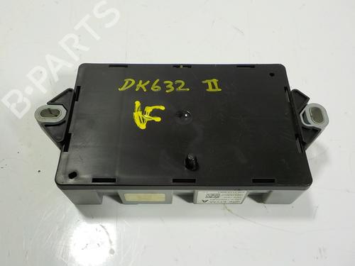 Fuse box LAND ROVER DISCOVERY SPORT (L550) 2.0 D 4x4 | BP13385606E1