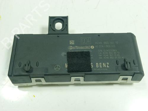 Used Electronic module Electronic module MERCEDES-BENZ CLA Shooting Brake (X117) CLA 220 CDI / d (117.903) (177 hp) 17529476 17529476