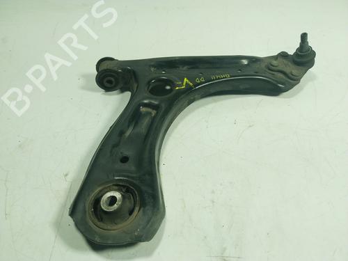 Used Right front suspension arm SKODA RAPID Spaceback (NH1) [2012-2019]  16770399
