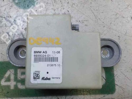 Used Electronic module BMW 6 Convertible (E64) 635 d (286 hp) 5840552