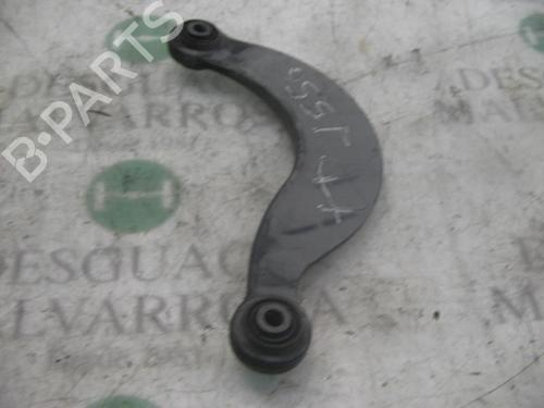 Højre bagtil bærearm Højre bagtil bærearm FORD FOCUS I Saloon (DFW) 1.8 TDCi (115 hp) 3736895 3736895