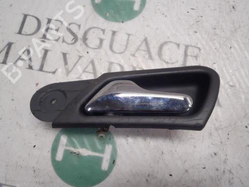 Used Front left interior door handle MERCEDES-BENZ C-CLASS (W203) [2000-2007]  3816623