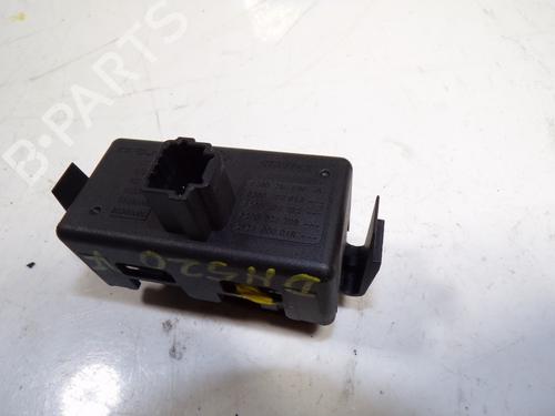 Warning switch RENAULT SCÉNIC III (JZ0/1_)  | BP8420398I22 