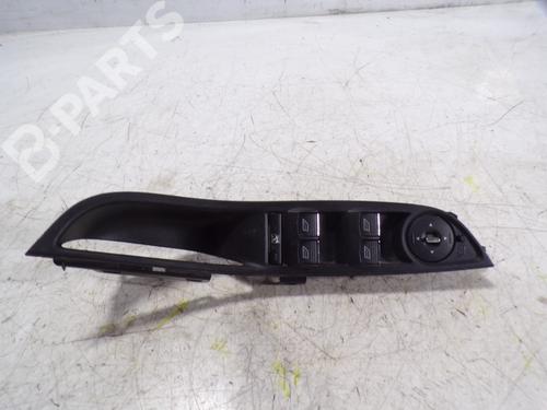 Used Left front window switch Left front window switch FORD FOCUS III 1.0 EcoBoost (125 hp) 8500084 8500084