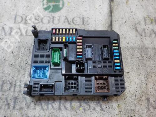 Fuse box CITROËN C4 CACTUS  | BP4005321E1 