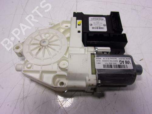 Rudehejsemotor forskærm venstre VW CADDY IV Box Body/MPV (SAA, SAH) 2.0 TDI | BP15839545E21 