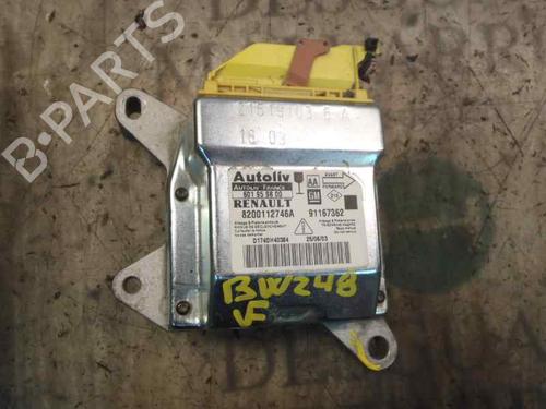 ecu-airbags-nissan-primastar-van-x83-19-dci-100-2002-3804047 main image