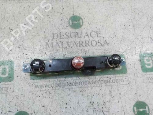 Used Warning switch Warning switch FIAT 500 (312_) 1.2 (312AXA1A) (69 hp) 4731389 4731389