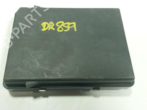 Fuse box RENAULT CLIO V (B7_) 1.5 Blue dCi 100 (B7AD) | BP31211150E1 - Image 2
