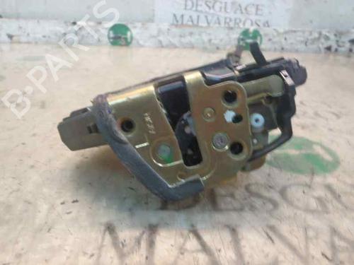 Used Front right lock TOYOTA AVENSIS (_T25_) [2003-2008]  3804243
