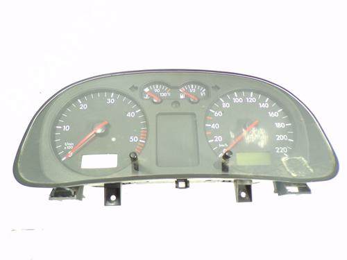 Kombiinstrument VW GOLF IV (1J1) 1.9 SDI (68 hp) 8338104