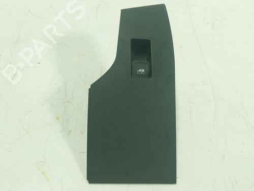 Used Right rear window switch CUPRA LEON Sportstourer (KL8, KU8, KUD) 1.5 eTSI (150 hp) 30273309