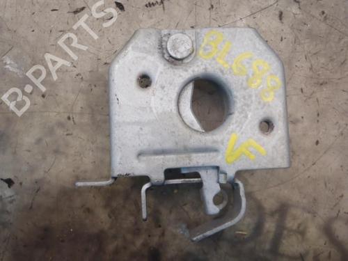 Used Hood lock RENAULT SCÉNIC II (JM0/1_) 1.6 16V (JM1R) (112 hp) 8770015