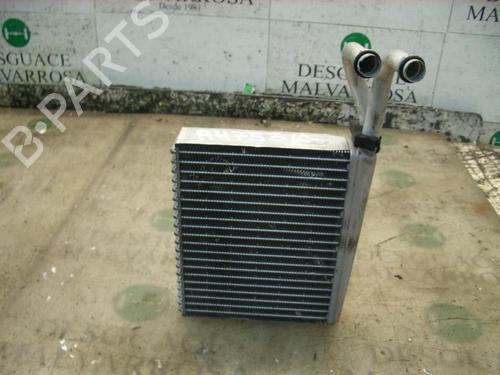 Used Heater matrix Heater matrix MERCEDES-BENZ SPRINTER 2-t Van (B901, B902) [1995-2006] 3737509 3737509