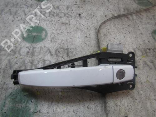 Used Front left exterior door handle OPEL CORSA D (S07) 1.3 CDTI (L08, L68) (75 hp) 3838898