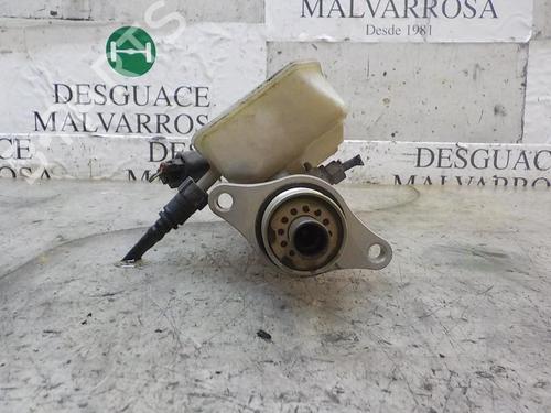 Used Brake master cylinder Brake master cylinder FORD FOCUS II (DA_, HCP, DP) 1.8 TDCi (115 hp) 3847870 3847870