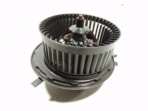 Ventilator motor AUDI A3 Sportback (8VA, 8VF) 1.5 TFSI (150 hp) 7235817