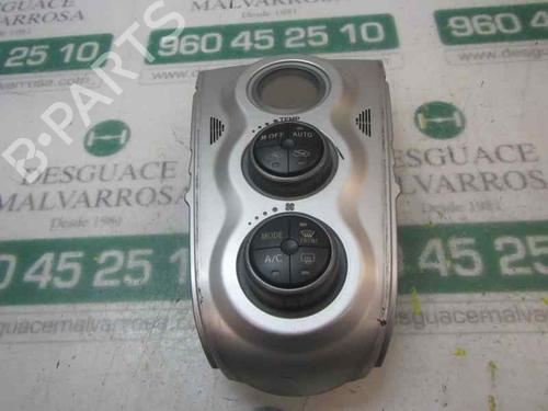 Used Climate control Climate control TOYOTA YARIS (_P9_) 1.4 D-4D (NLP90_, NLP90R) (90 hp) 3877484 3877484
