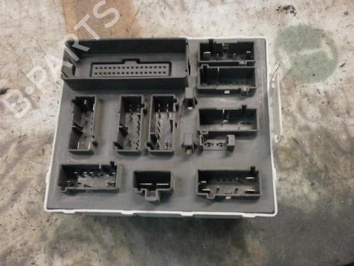 Used Fuse box Fuse box FORD TRANSIT CONNECT (P65_, P70_, P80_) 1.8 Di (75 hp) 3772470 3772470