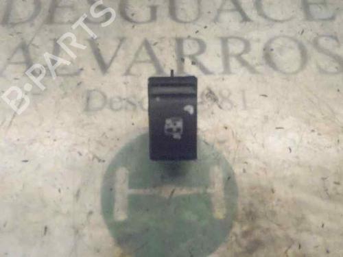 Used Right rear window switch Right rear window switch LANCIA MUSA (350_) 1.9 D Multijet (350.AXC1A) (101 hp) 4014328 4014328